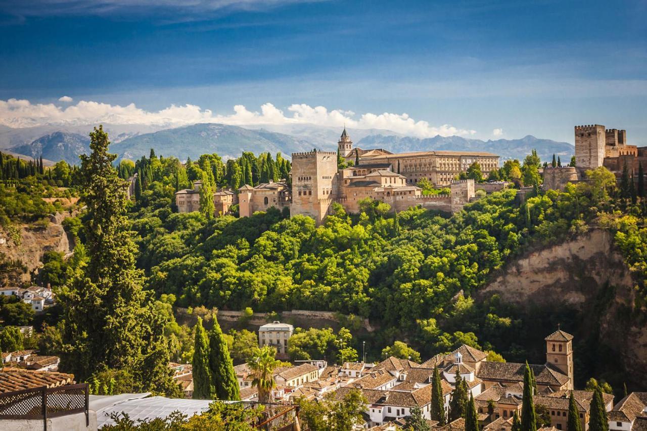 Alojamiento Camino De Ronda Con Parking Grenada Zewnętrze zdjęcie
